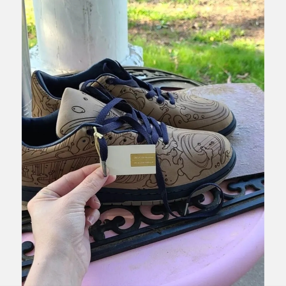 Nike Dunk Low x Chris Lundy 'Laser Pack' Size 10 price negotiable